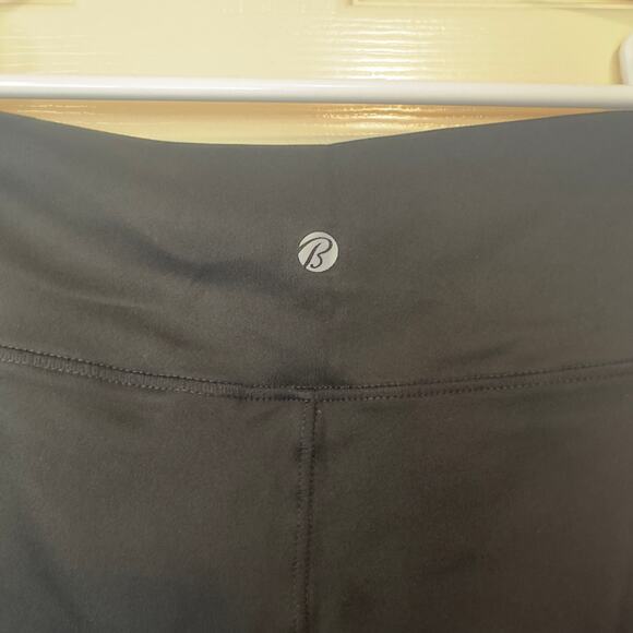 NWT Bally Total Fitness High Rise Criss Cross Waist Leggings Size XL Black - Picture 3 of 7